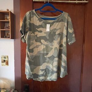 NEW Maurices soft tee